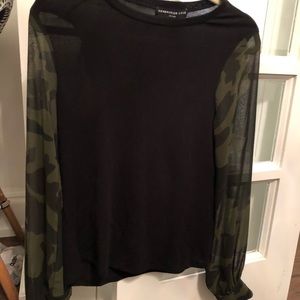 Generation Love black/ camou sleeve top